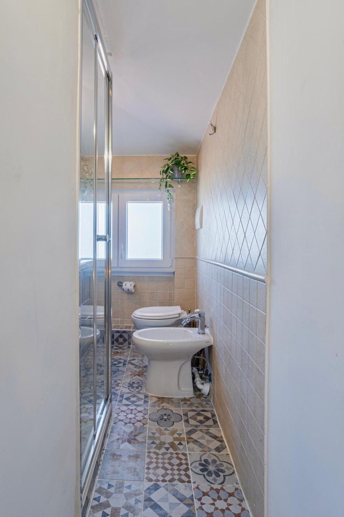 Isotta - Chic Flat With A Natural View Of * Roma